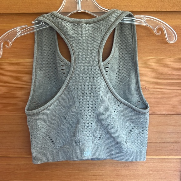 ALO- Bra/top Size M - Picture 3 of 4